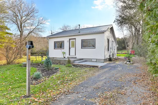 1006 Frankford Stirling RD, Quinte West, ON K0K 2C0