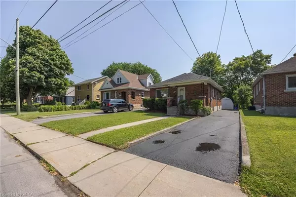 Kingston, ON K7L 4P5,199 HELEN ST