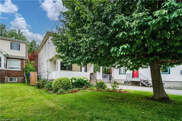 Kingston, ON K7L 1J4,84 DURHAM ST