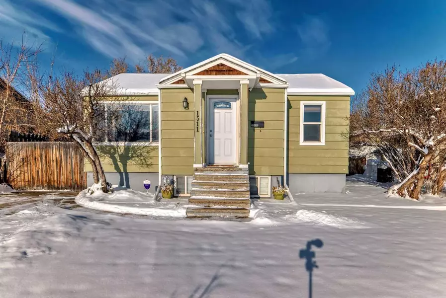 1511 1 AVE North, Lethbridge, AB T1H0A3