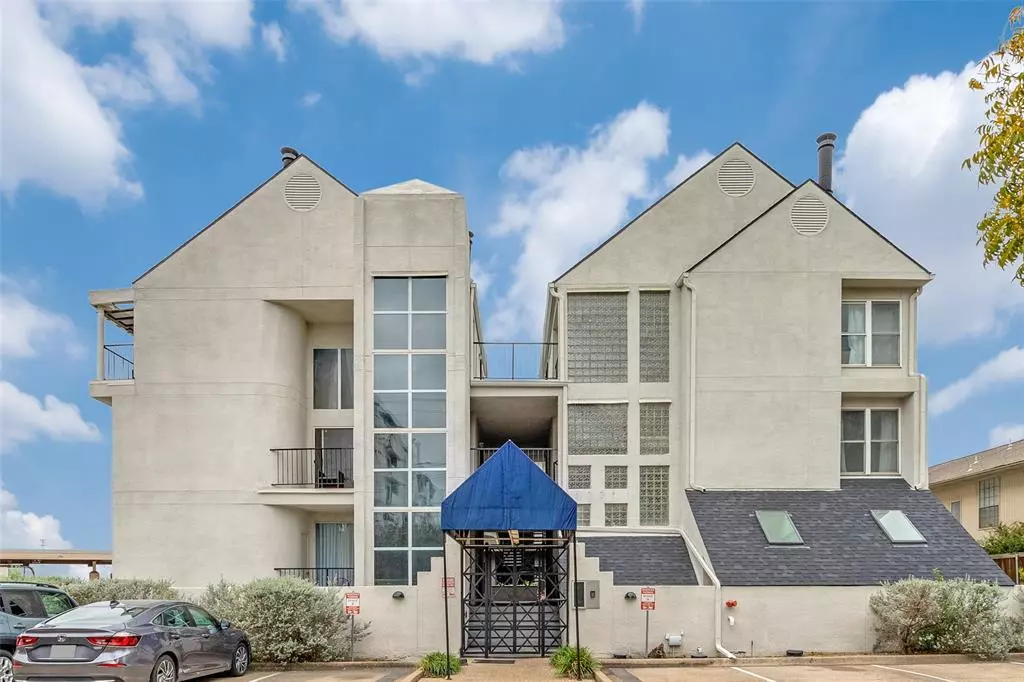 Dallas, TX 75205,4221 Cole Avenue #304