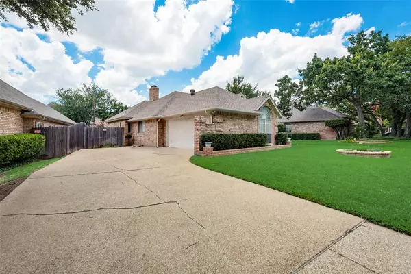 Arlington, TX 76006,2421 Cross Timbers Trail