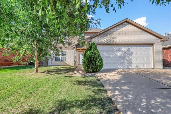 9840 Stoney Bridge Road,  Fort Worth,  TX 76108