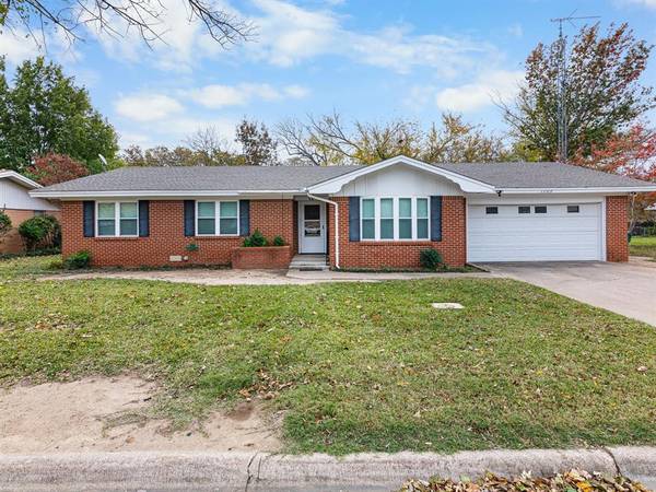 Bowie, TX 76230,1209 Pebble Street