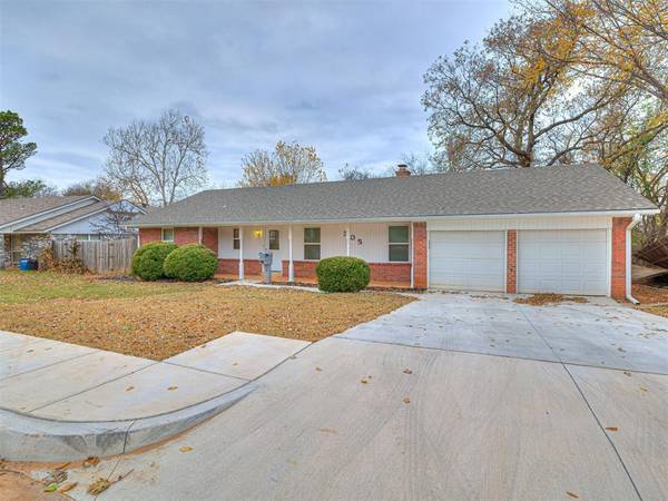 305 Woodside Drive, Norman, OK 73071