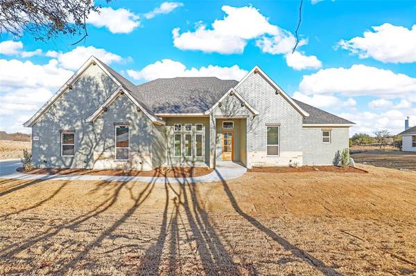 416 Red Bird Drive, Springtown, TX 76082