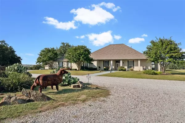 1502 County Road 415, Glen Rose, TX 76043