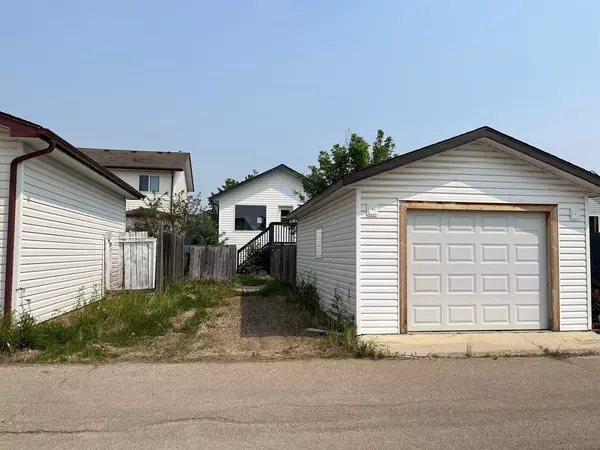 Fort Mcmurray, AB T9K 2K3,397 Diefenbaker DR