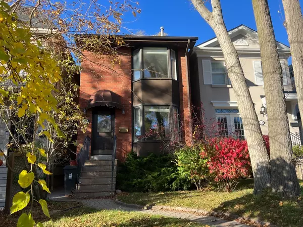 378 Woburn AVE, Toronto C04, ON M5M 1L5