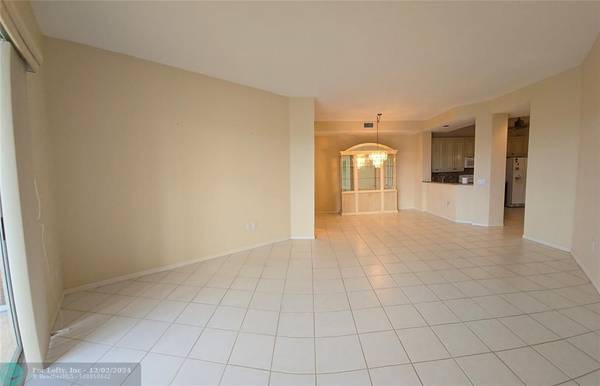 Fort Lauderdale, FL 33321,7592 Trent Dr  #408