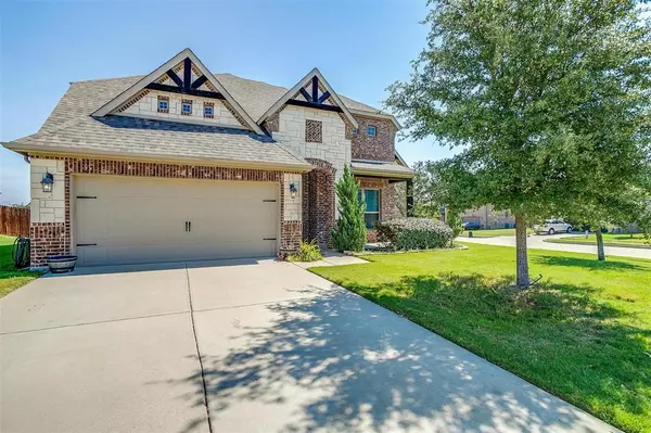 1600 Stillwater Drive,  Burleson,  TX 76028