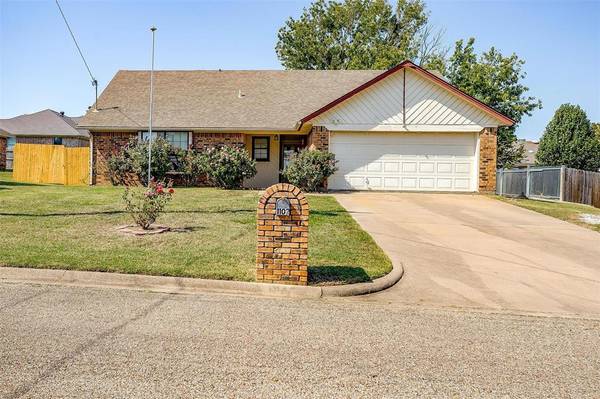 1102 Snowberry Street, Keene, TX 76031