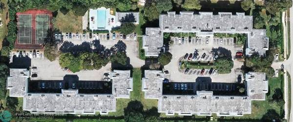 Coral Springs, FL 33065,3000 Riverside Dr  #302-1