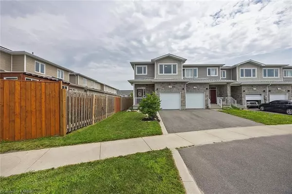 Kingston, ON K7K 0J2,938 RIVERVIEW WAY