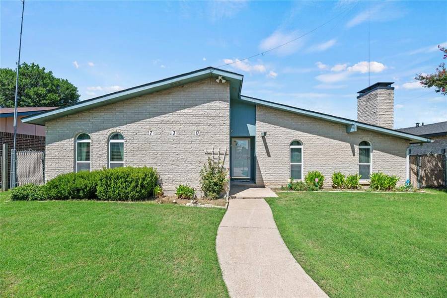 730 Echo Drive, Grand Prairie, TX 75052