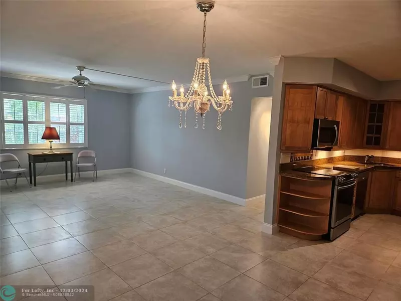 669 W Oakland Park Blvd  #120-C, Oakland Park, FL 33311