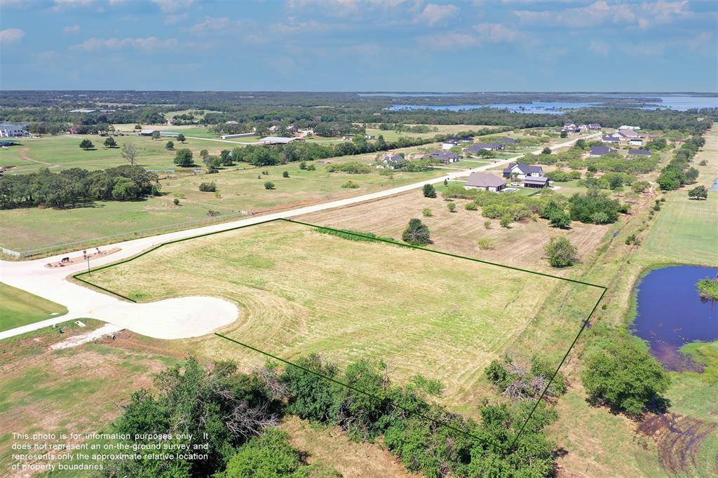 Pilot Point, TX 76258,700 Vest Lane