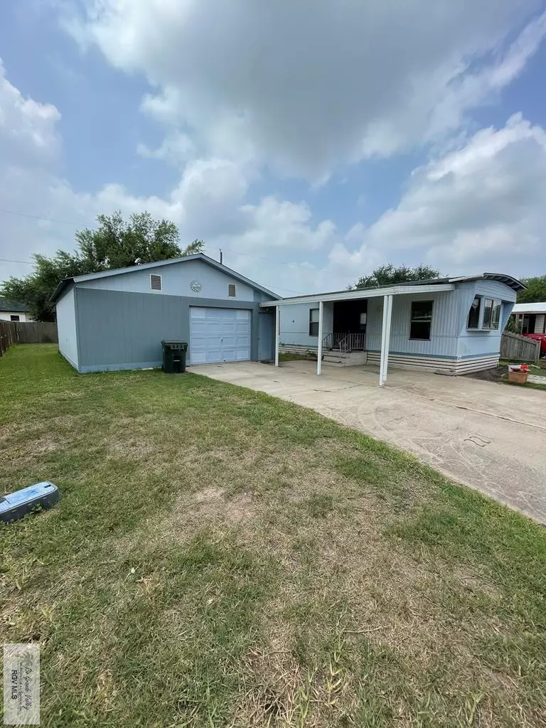 La Feria, TX 78559,221 COOPER LN.