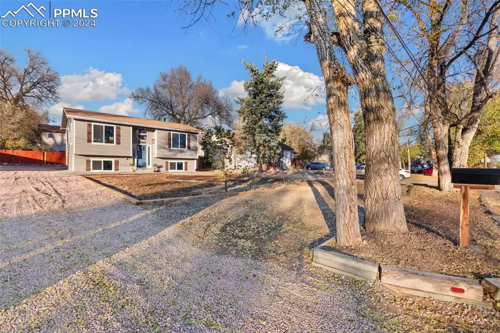 Colorado Springs, CO 80909,2538 E Yampa ST