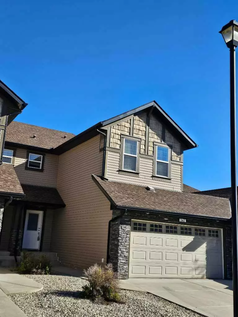 Airdrie, AB T4B3C8,100 Coopers Common SW #143