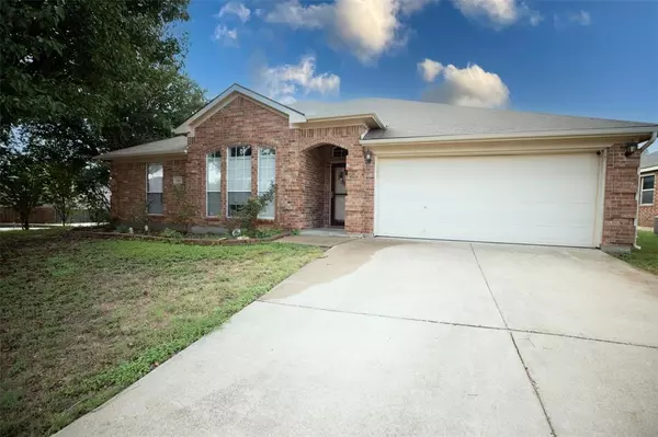 6201 Brooklynn Drive,  Fort Worth,  TX 76179