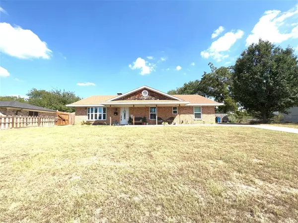 2500 Juanita Drive,  Denison,  TX 75020