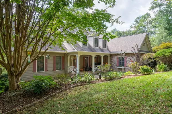 382 Quail Run Court,  Talking Rock,  GA 30175