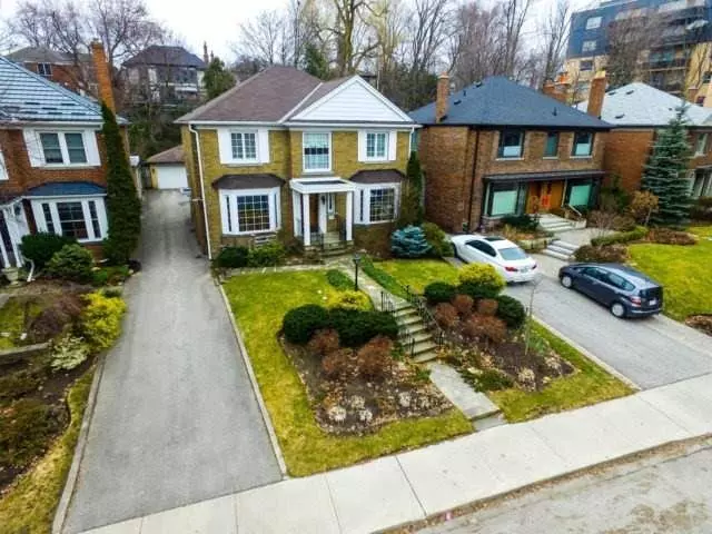 Toronto C03, ON M5N 1H9,622 Vesta DR