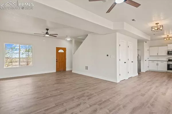 Pueblo, CO 81007,538 E Heron DR