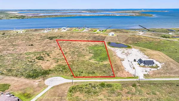 204 Drum,  Rockport,  TX 78382