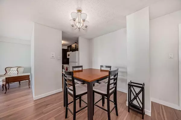 Calgary, AB T2R 0N7,924 14 AVE Southwest #1602