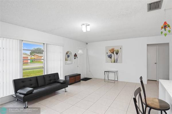 Sunrise, FL 33322,9837 NW 25th Ct