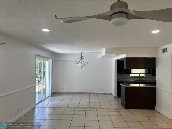 Coral Springs, FL 33065,4340 NW 80th Ave  #1