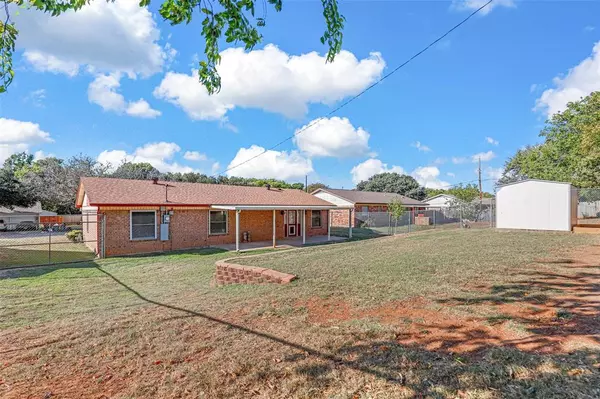 Crowley, TX 76036,209 Hudson Avenue