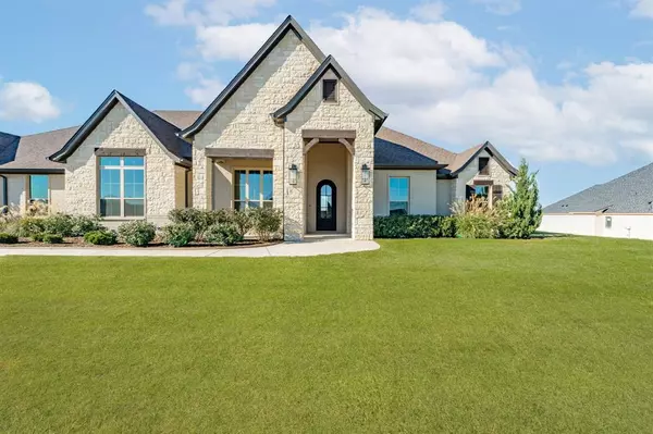 12309 Bella Italia Drive, Fort Worth, TX 76126