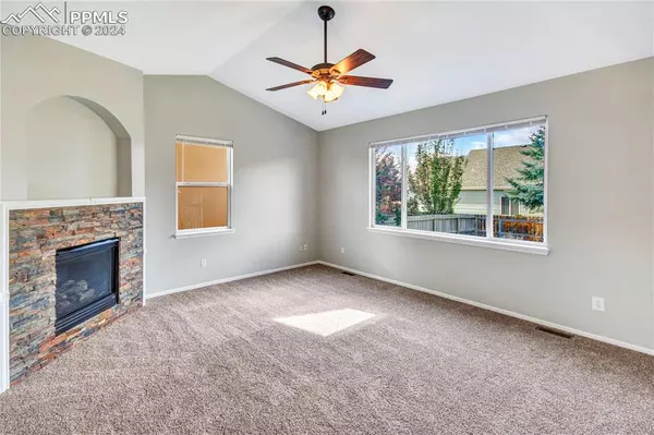 Colorado Springs, CO 80922,7697 Steward LN