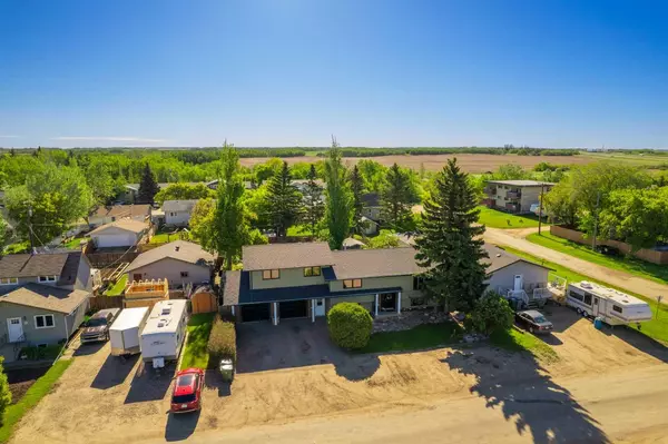 87 3 ST, Lashburn, SK S0M 1H0