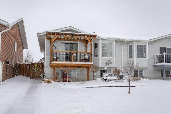 4580 Westbrooke RD, Blackfalds, AB T4M 0K3