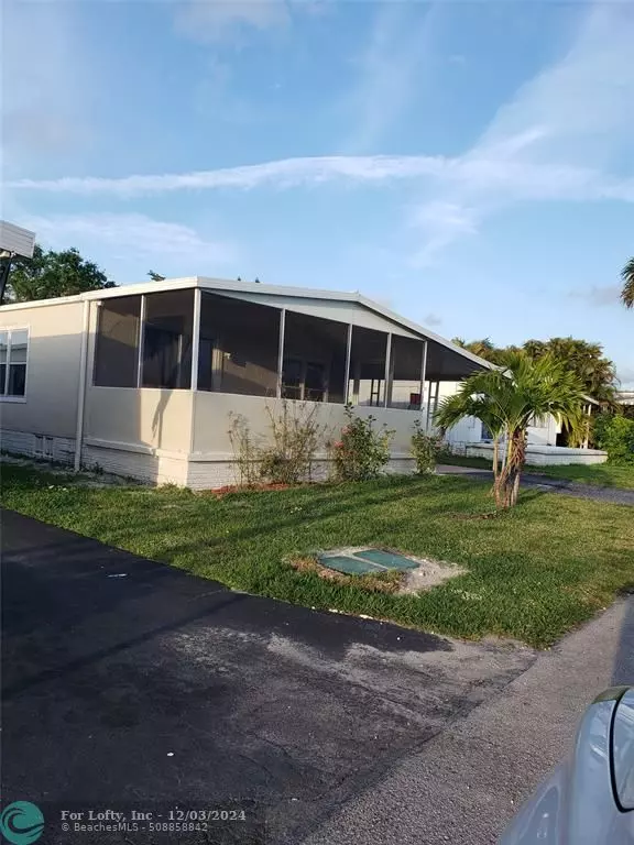 Davie, FL 33324,10550 W SR 84