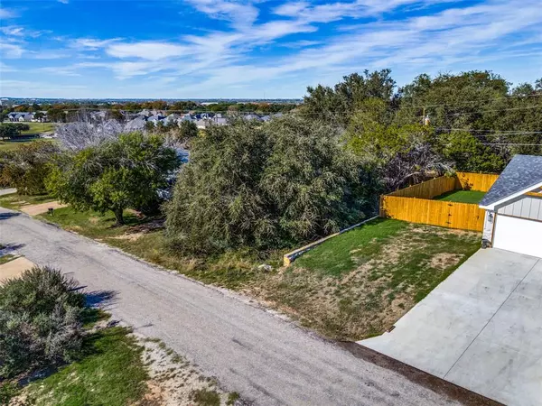 Granbury, TX 76049,1704 Broken Bow Road