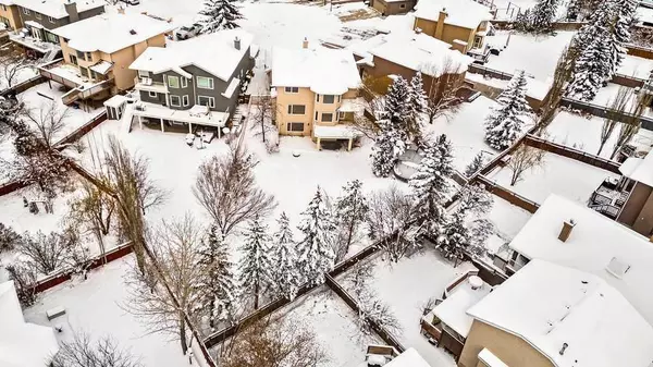 Calgary, AB T2Z 2N7,121 Mt Assiniboine PL SE