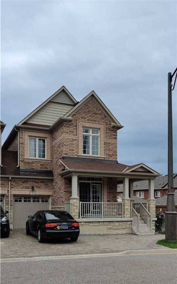 39 Foshan AVE, Markham, ON L6C 0R1