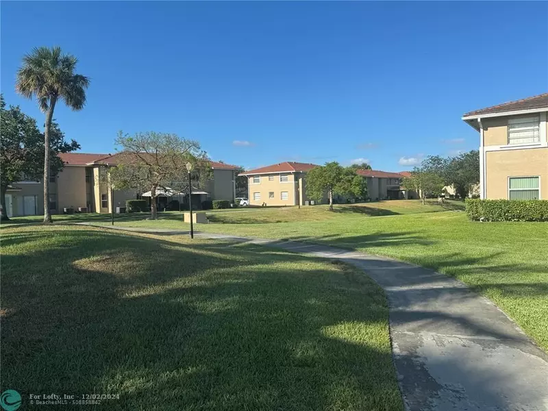 10137 Twin lakes Drive  #10137, Coral Springs, FL 33071