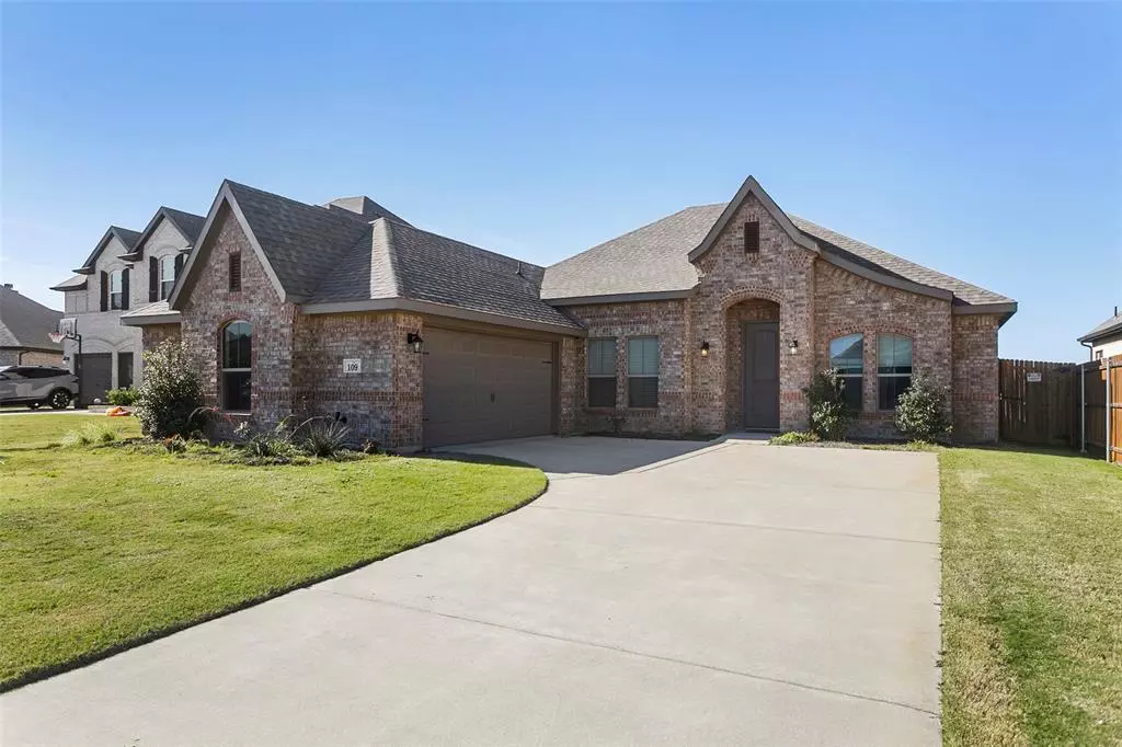 Joshua, TX 76058,109 Colonial Drive