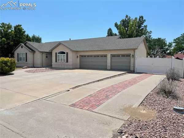 Pueblo West, CO 81007,352 Dunlop DR