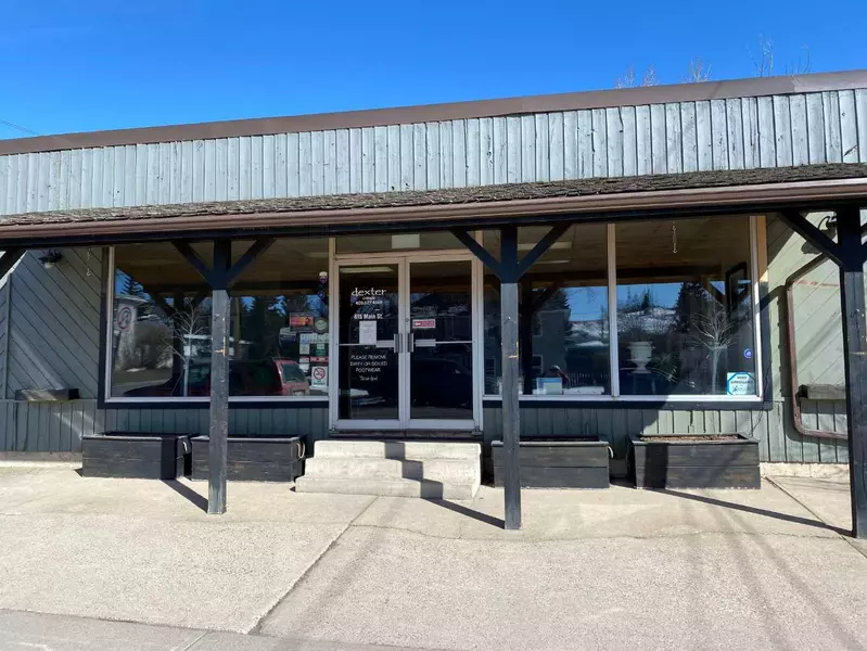 615 Main ST, Pincher Creek, AB T0K 1W0