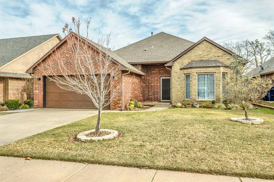 14104 Oxford Drive, Edmond, OK 73013