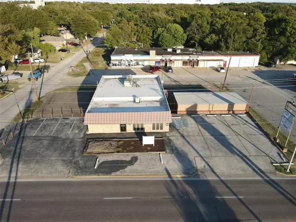 Lancaster, TX 75146,918 N Dallas Avenue