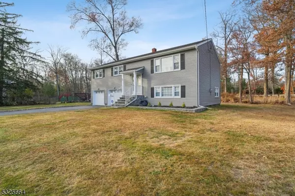 Florham Park Boro, NJ 07932,14 Kenneth Ct