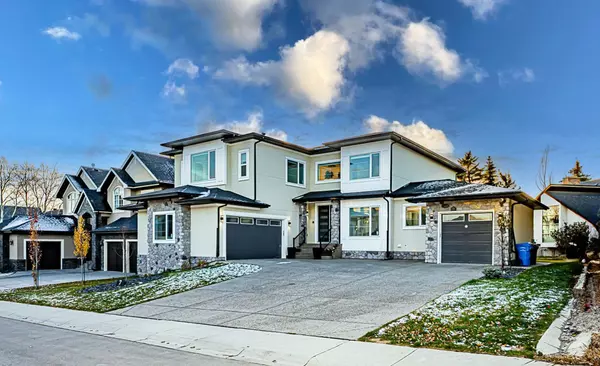 7 Mystic Ridge WAY Southwest, Calgary, AB T3H 1S7